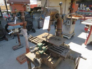 Packard mod. RF-30 Bench Milling & Drilling Machine w/ Vise