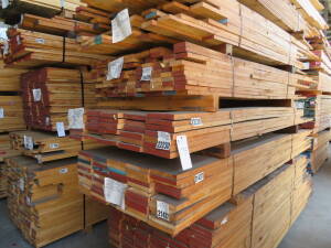 (Lot) Approx. 4100 Board Feet 4/4 Rustic White Oak