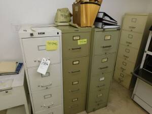(Lot) File Cabinets