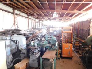 (Lot) Assorted Machines on East Side